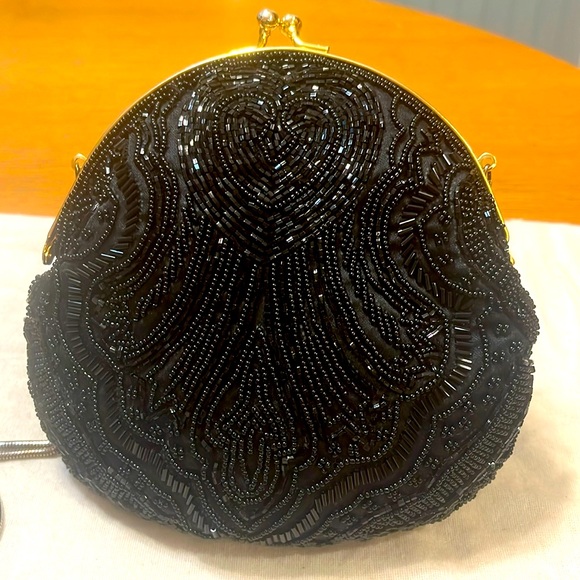 Carla marchi, beaded black evening bag with adjustable snake chain. - Picture 1 of 4